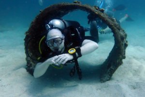 Perfect Buoyancy: Discovering Joy and Awareness in Diving - Divers Union